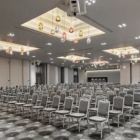 Grand Palace Hotel 5*